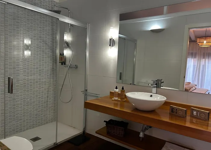 Hanami House Boutique 4 Estrellas Valle Del Jerte * Navaconcejo